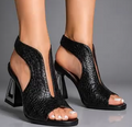 Vittoria / Elegantes sandalias trenzadas