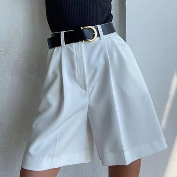 Lucía — Shorts Clásicos de Verano