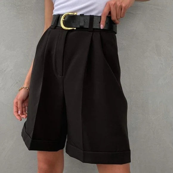Lucía — Shorts Clásicos de Verano